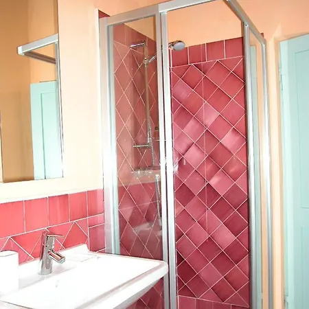 Sleeps 14 Pool Wifi Asciano