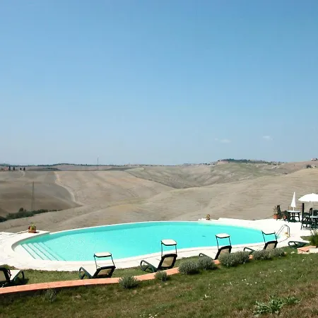Villa Sleeps 14 Pool Wifi Asciano